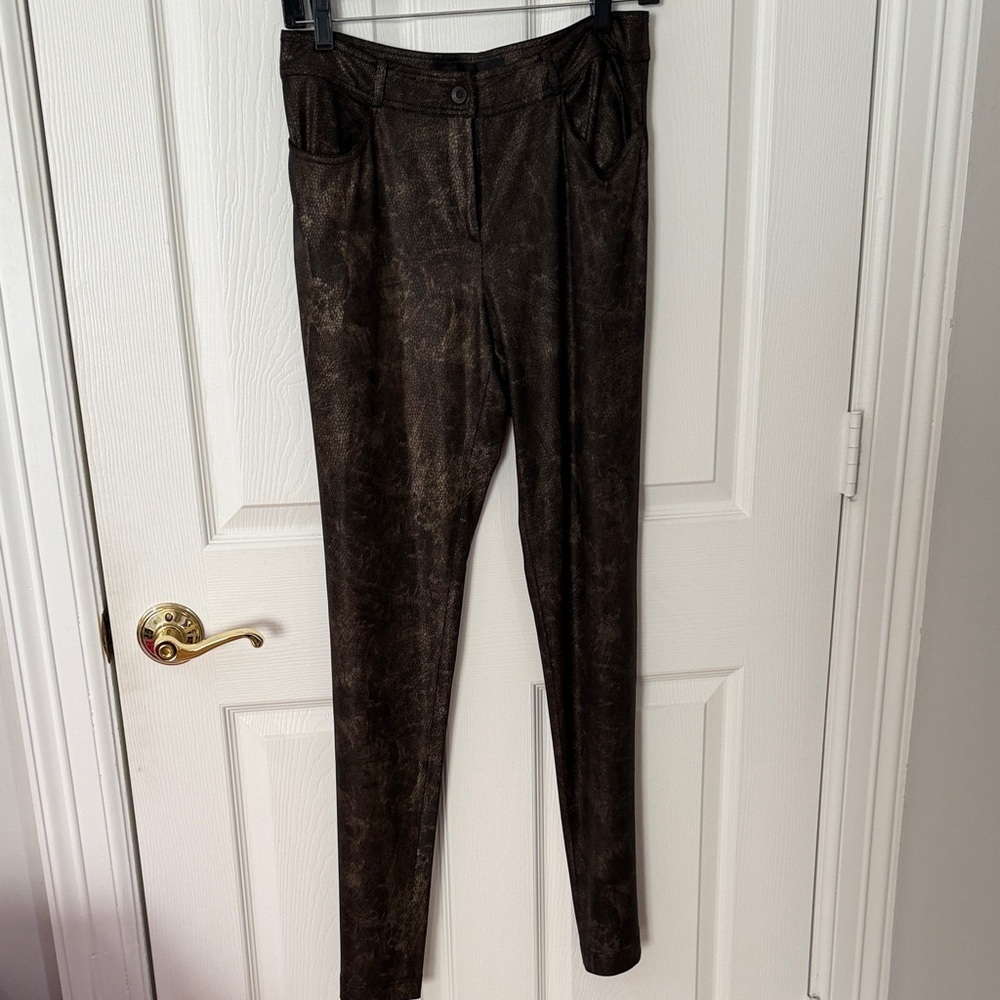 Stylish Brown Pants NABI lightweight snake skin style stretch boot cut small